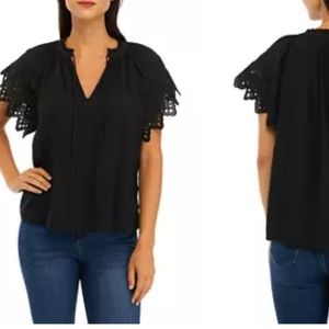 Chelsea & TheodoreWomen's Embroidered Eyelet Sleeve Blouse Size M, NWT